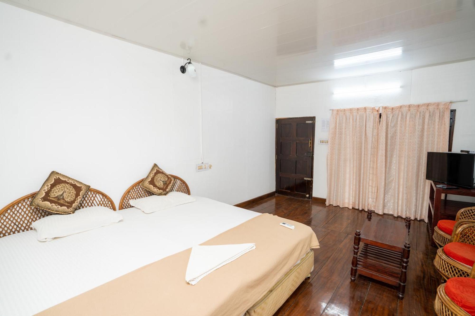 Hotel Garggi Backwater Retreat à Kottayam Extérieur photo