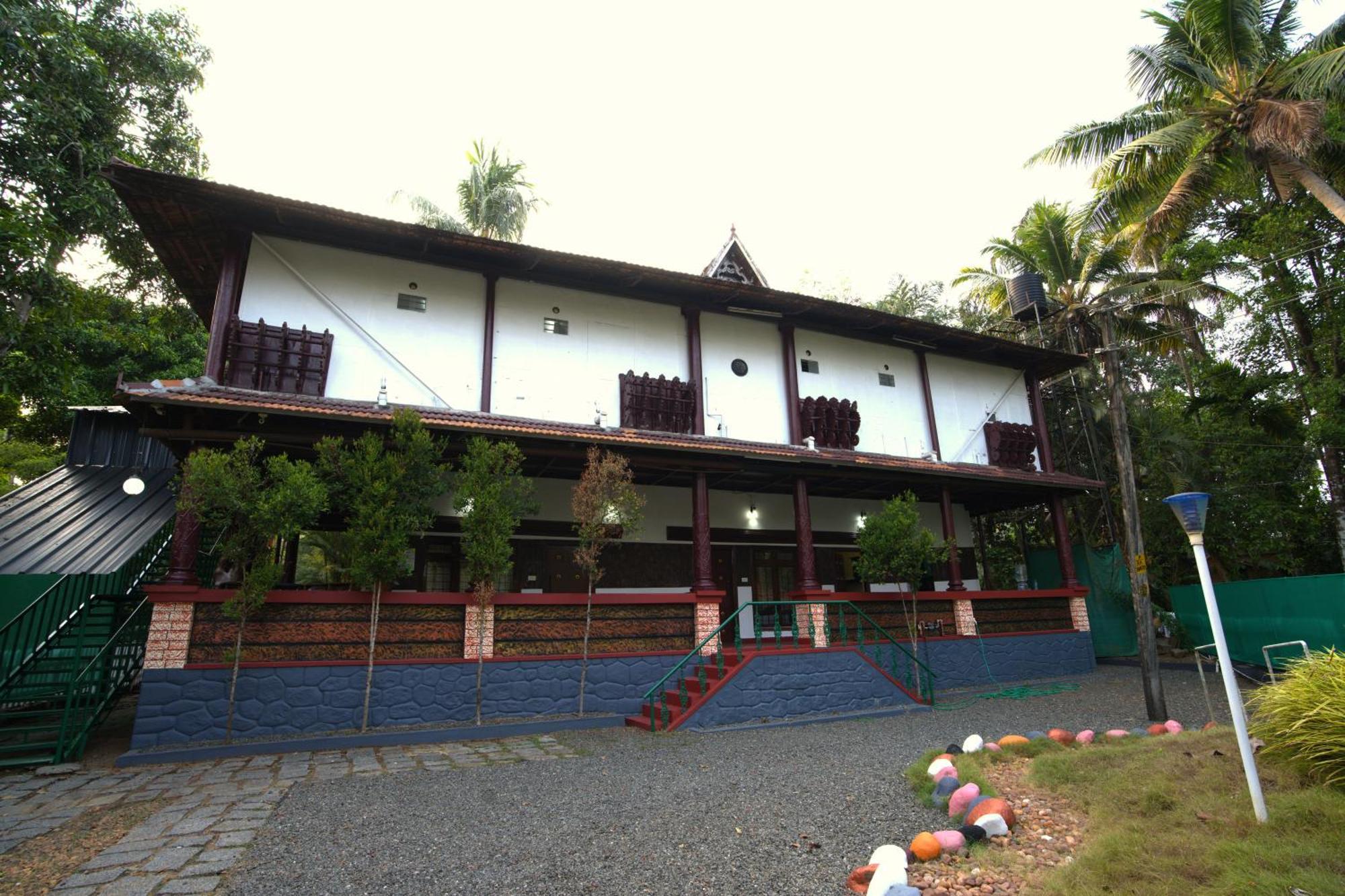 Hotel Garggi Backwater Retreat à Kottayam Extérieur photo