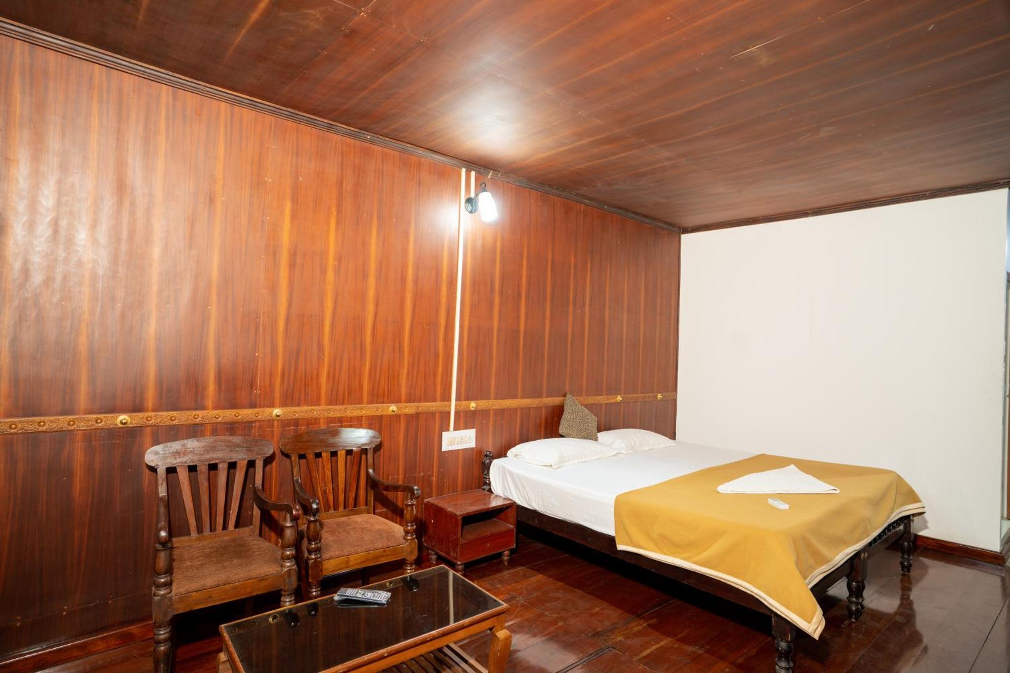 Hotel Garggi Backwater Retreat à Kottayam Extérieur photo