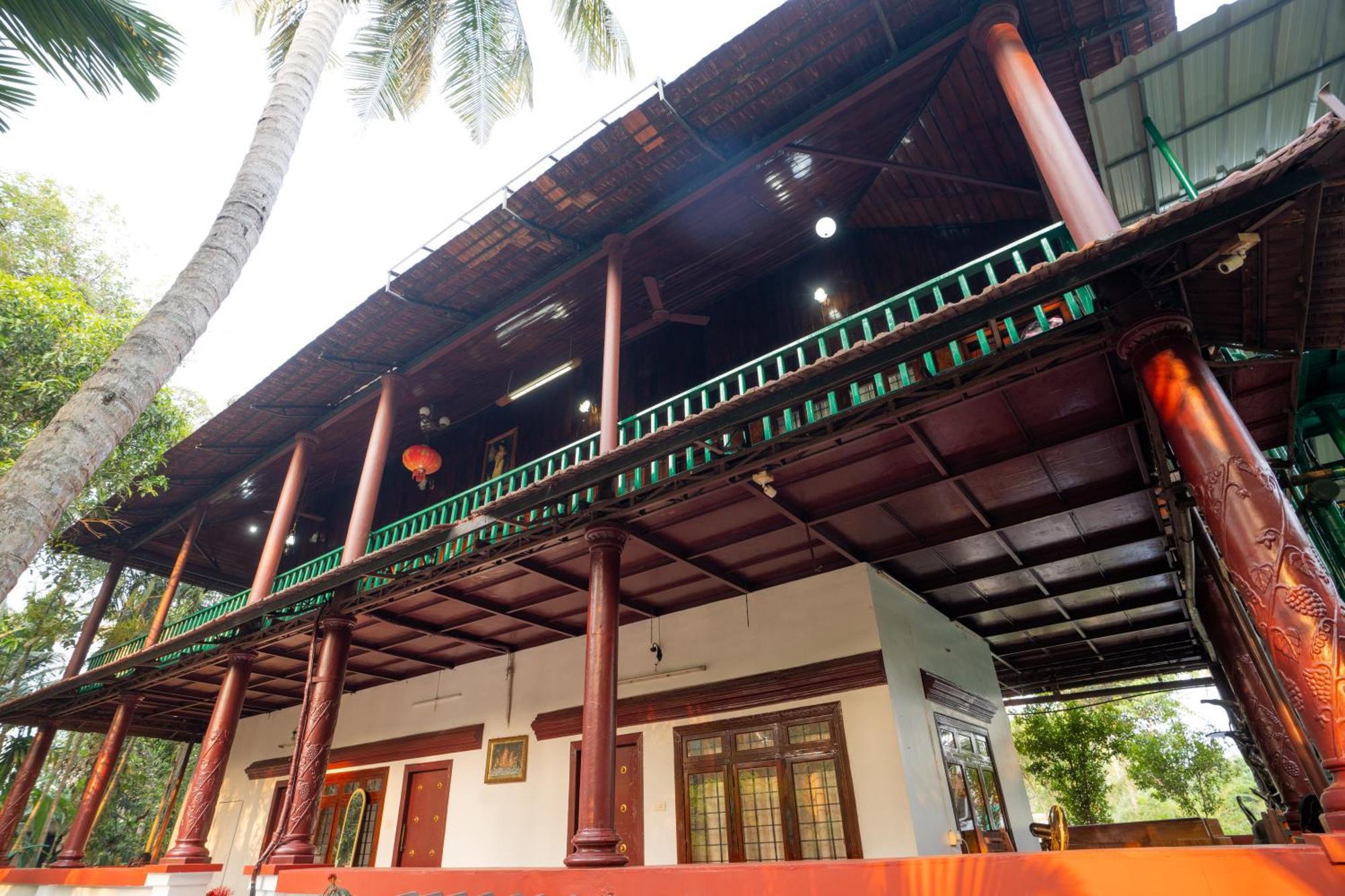 Hotel Garggi Backwater Retreat à Kottayam Extérieur photo