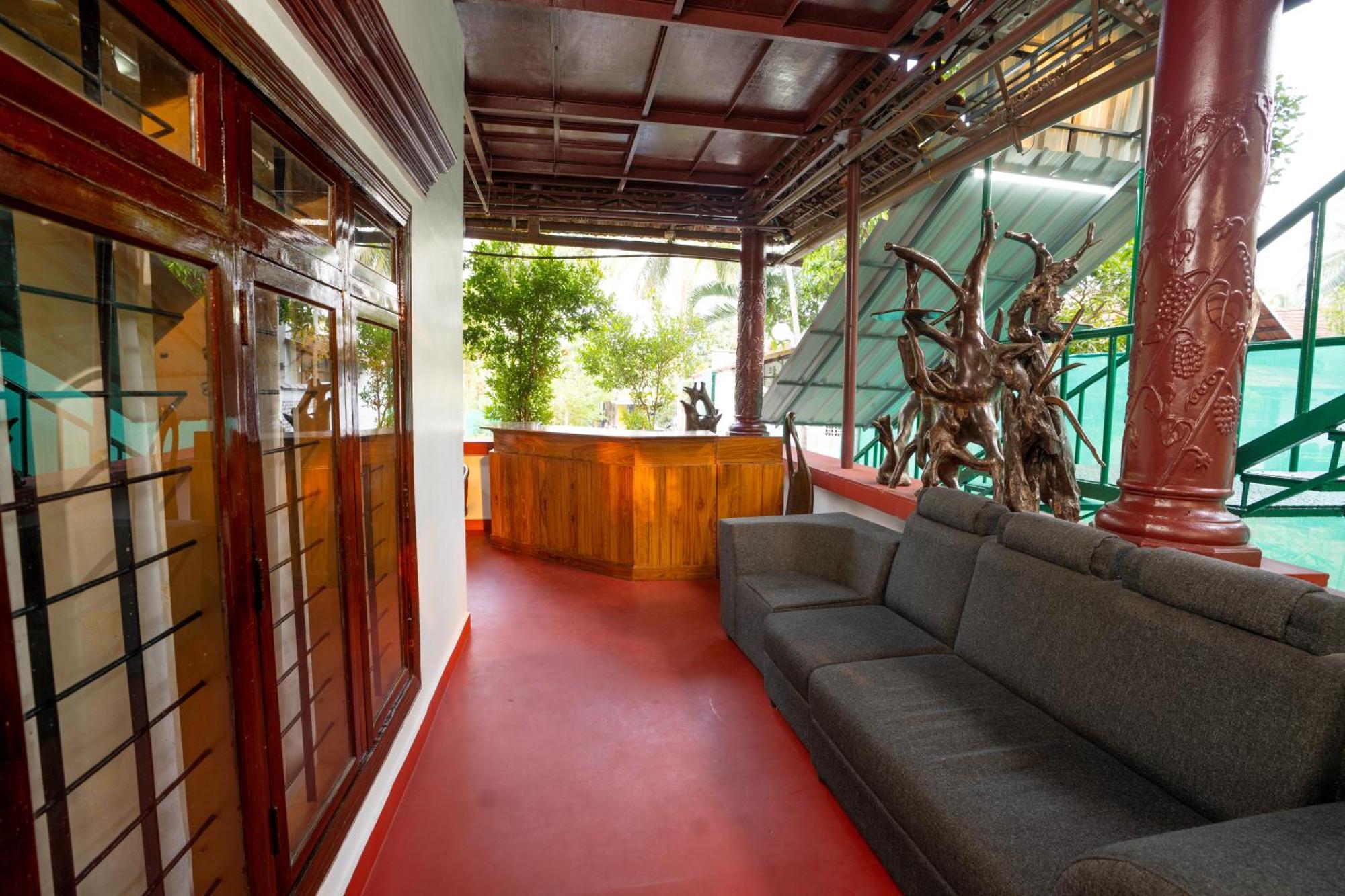 Hotel Garggi Backwater Retreat à Kottayam Extérieur photo
